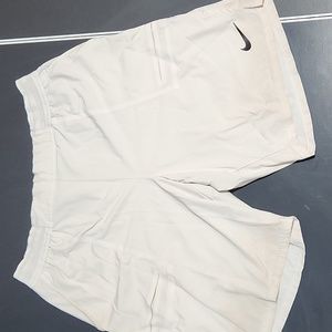 Nike Court slam short